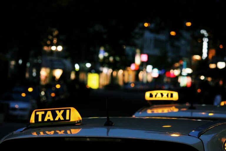 Taxi stand