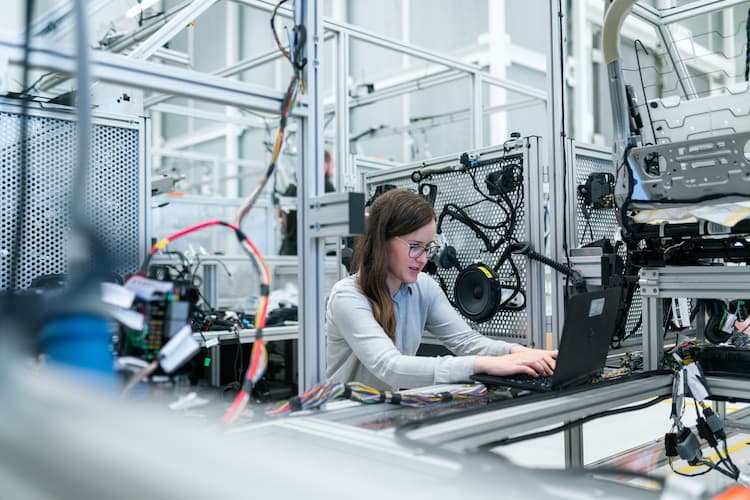 she working with new technology